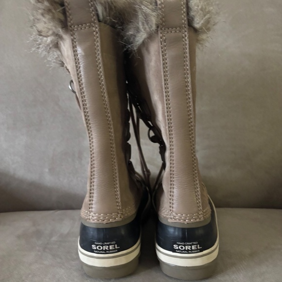 Sorel Joan of Arctic - Picture 2 of 3